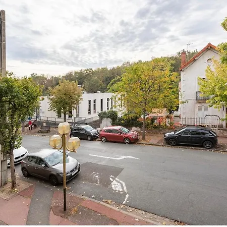 Location Petit F1 Neuf A *